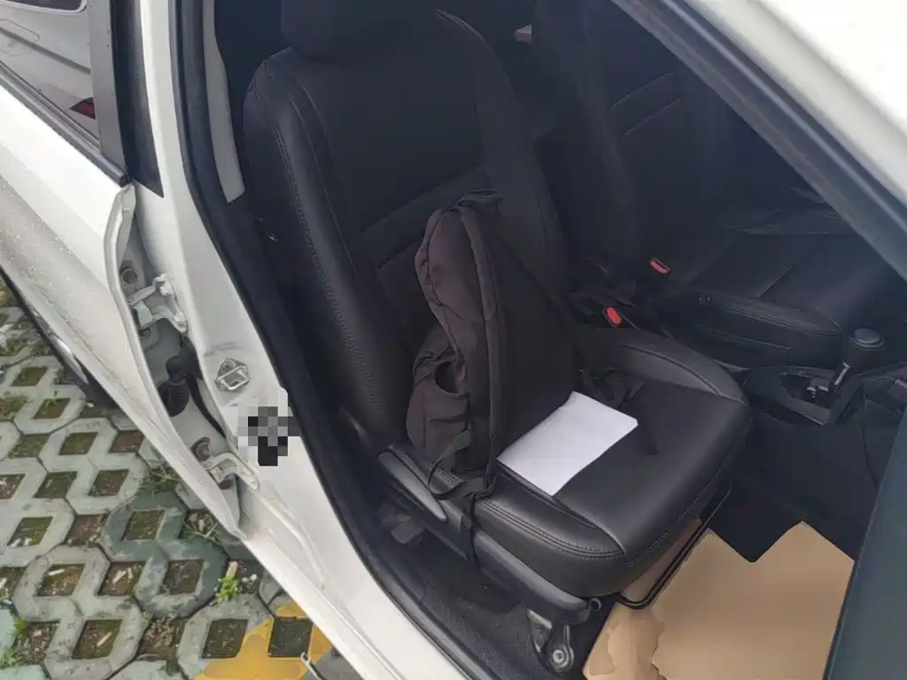 Toyota Vios FS 2020 — фото 25