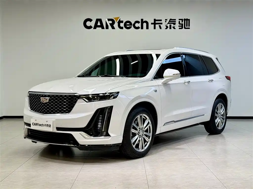 Cadillac XT6 2022 — фото 1