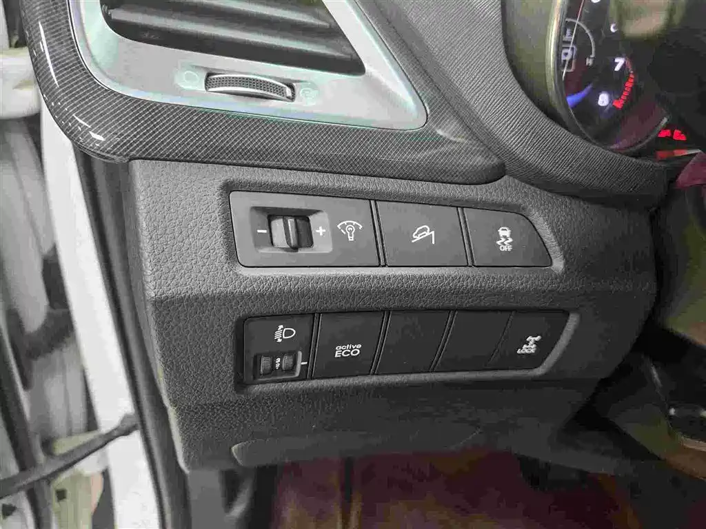 Hyundai Santa Fe 2015 — фото 20
