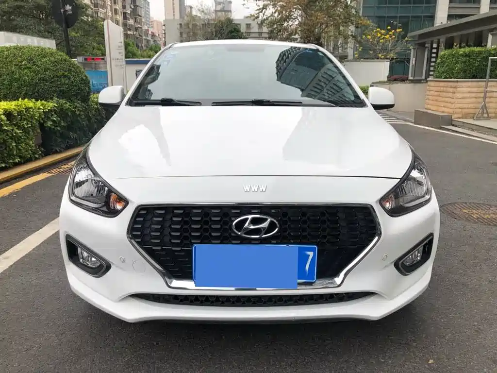 Hyundai Verna 2018 — фото 3