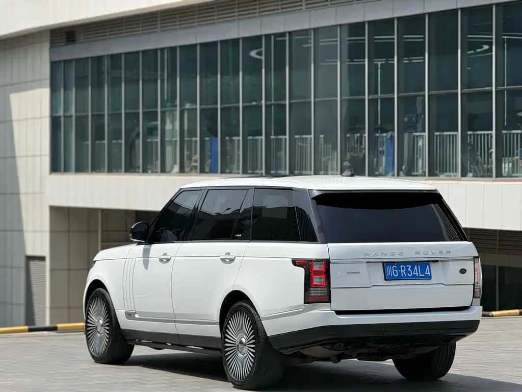 Land Rover Range Rover 2019 — фото 9