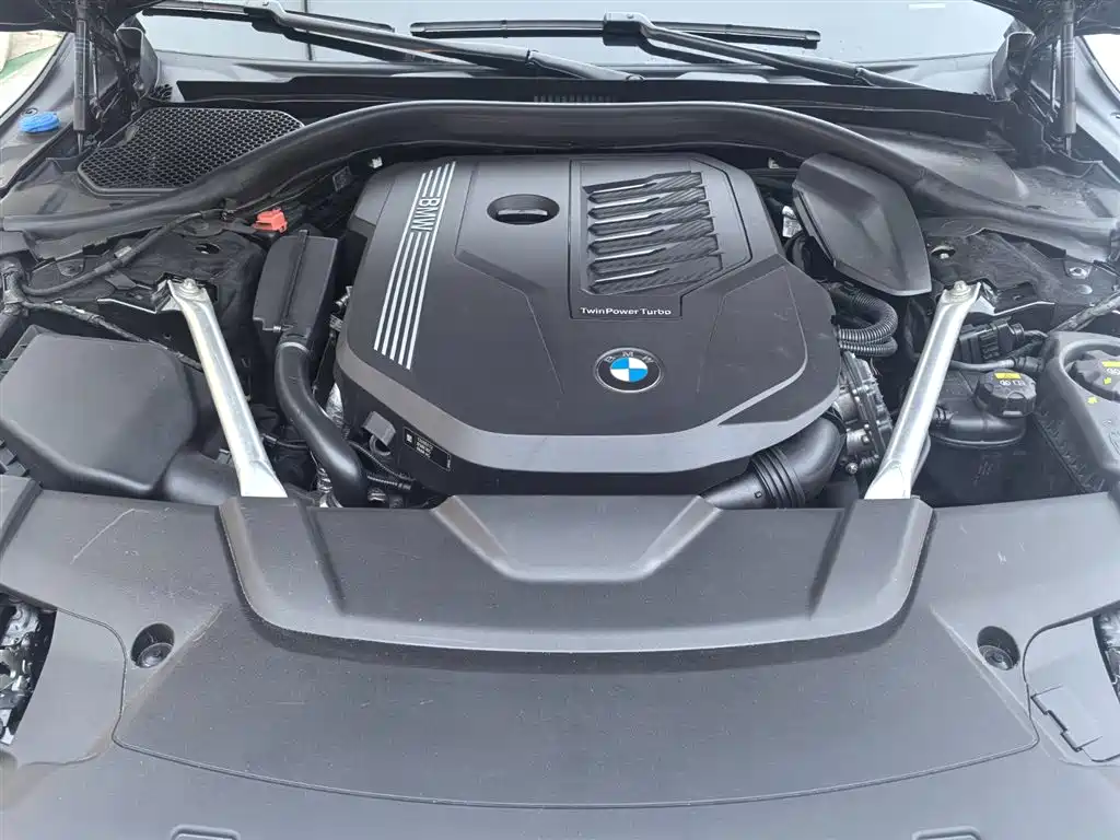 BMW 7 Series 2021 — фото 17