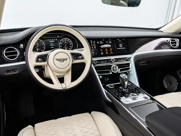 Bentley Flying Spur 2022