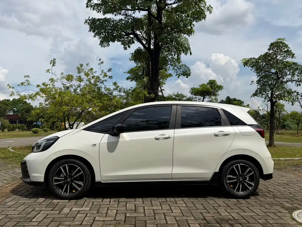 Honda Fit 2024 — фото 13