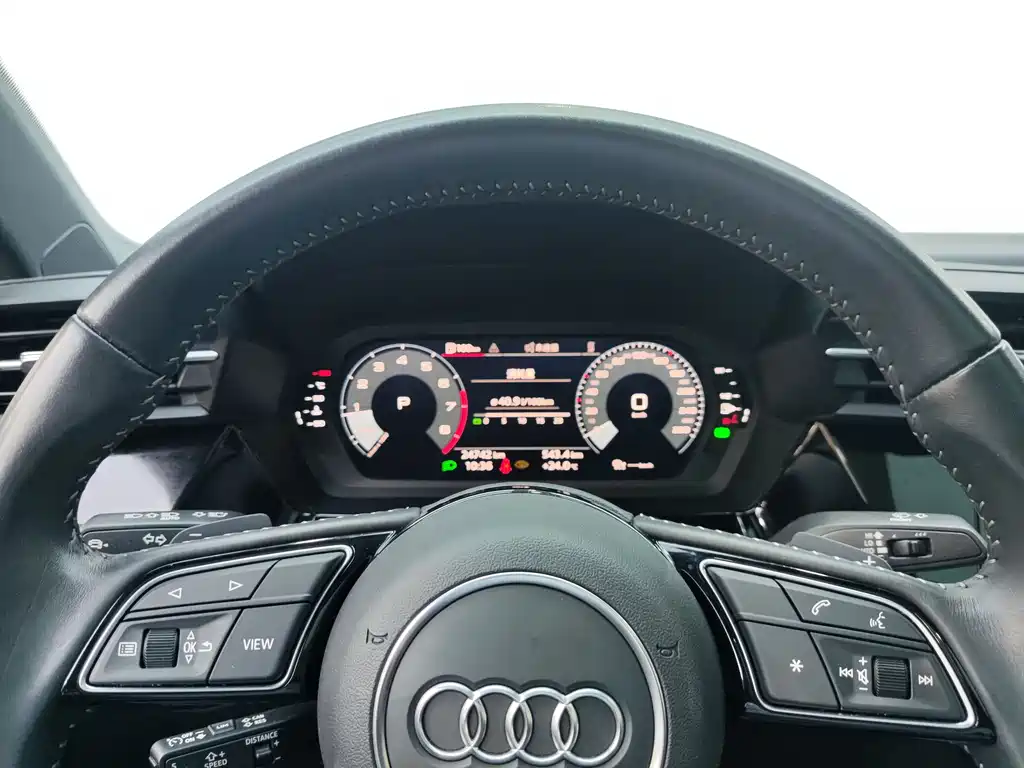 Audi A3 2022 — фото 17