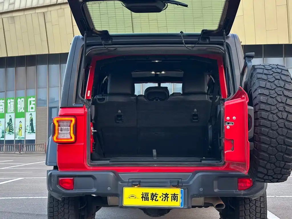 Jeep Wrangler 2024 — фото 14