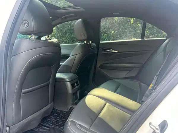 Cadillac CT4 2023