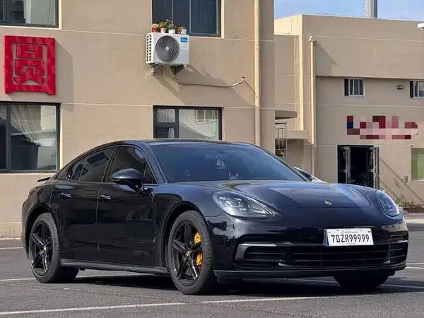 Porsche Panamera 2018