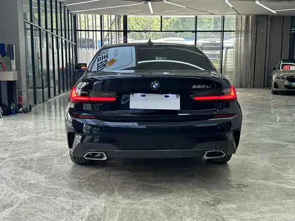 BMW 3 Series 2022