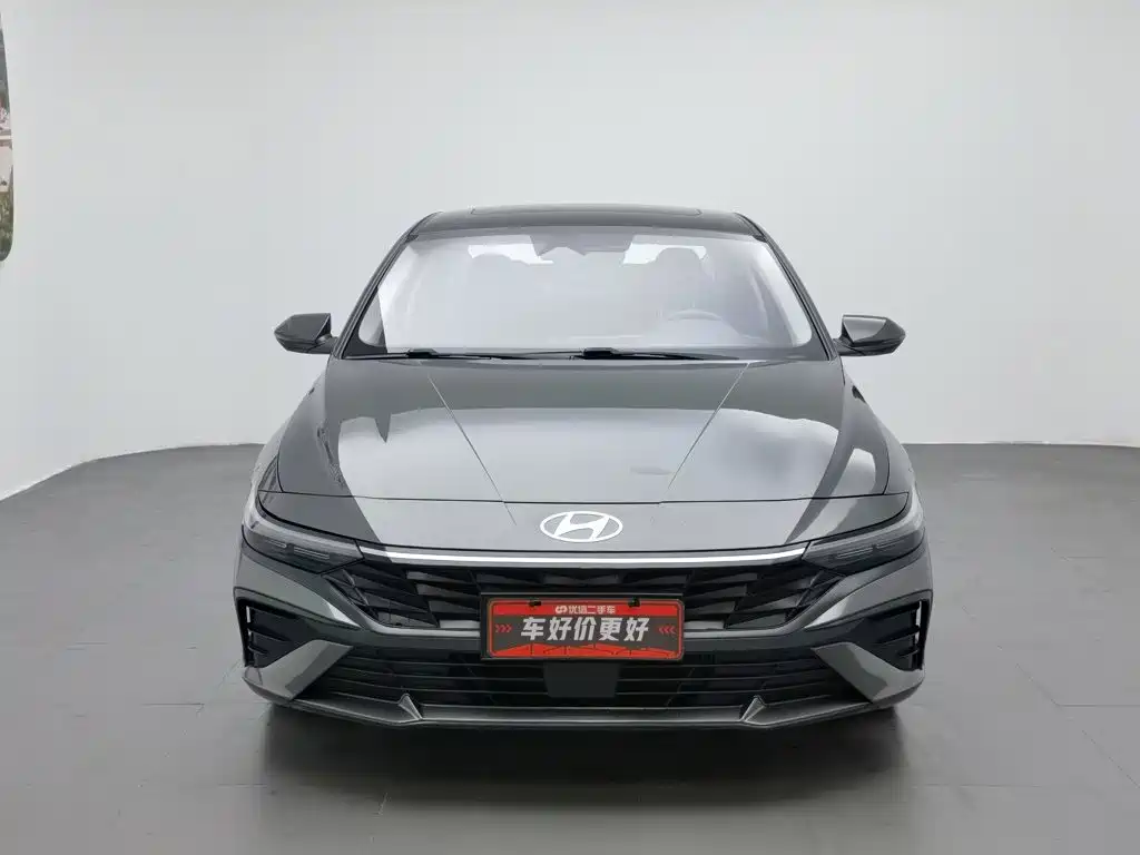 Hyundai Elantra 2024