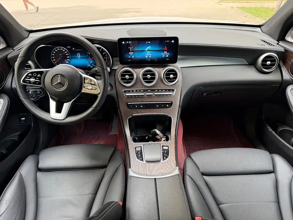 Mercedes-Benz GLC 2020