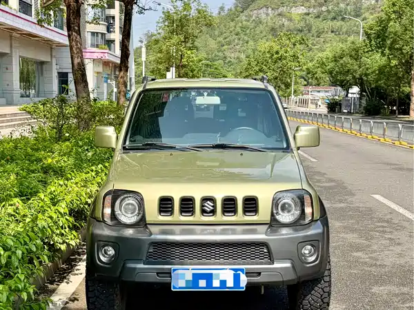 Suzuki Jimny 2012