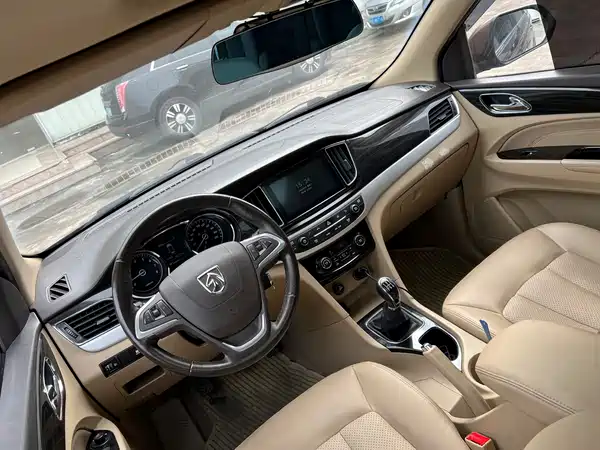 Baojun 730 2016