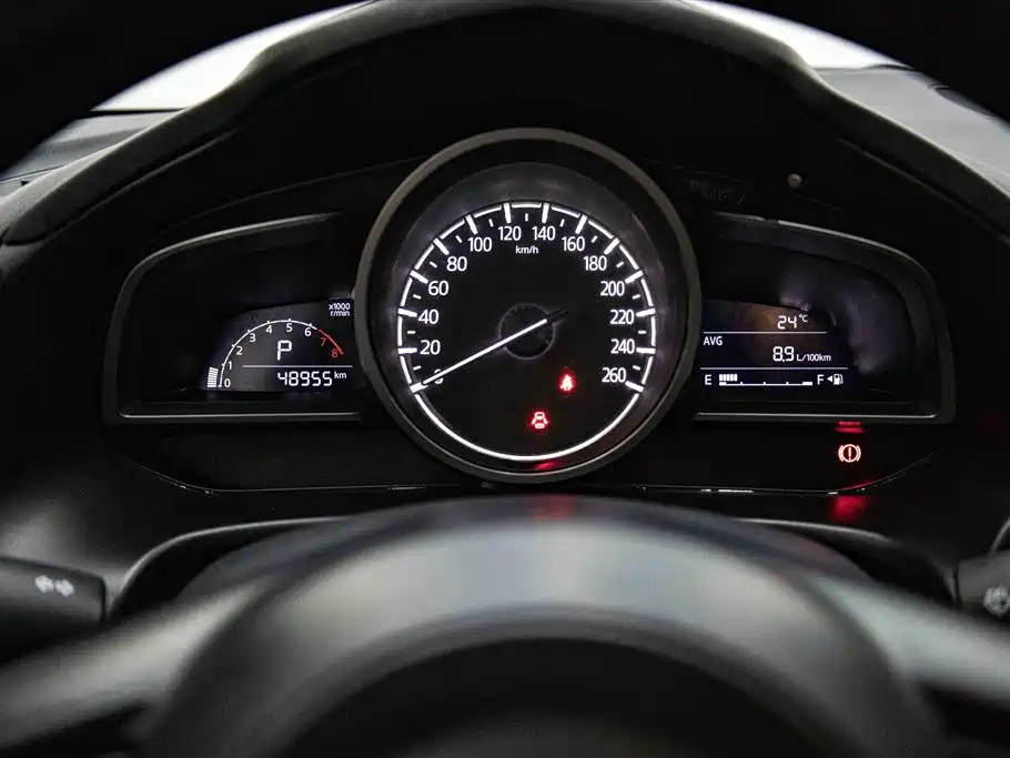 Mazda 3 Axela 2019 — фото 15
