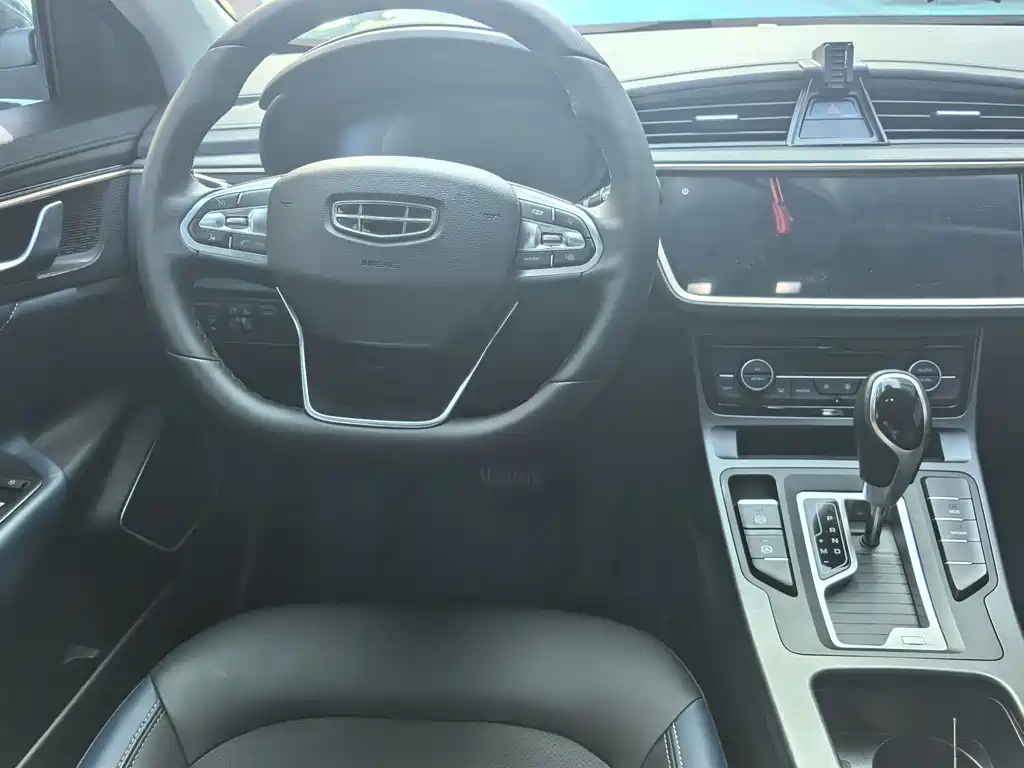Geely Emgrand GL 2021