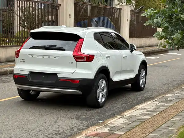 Volvo XC40 2021
