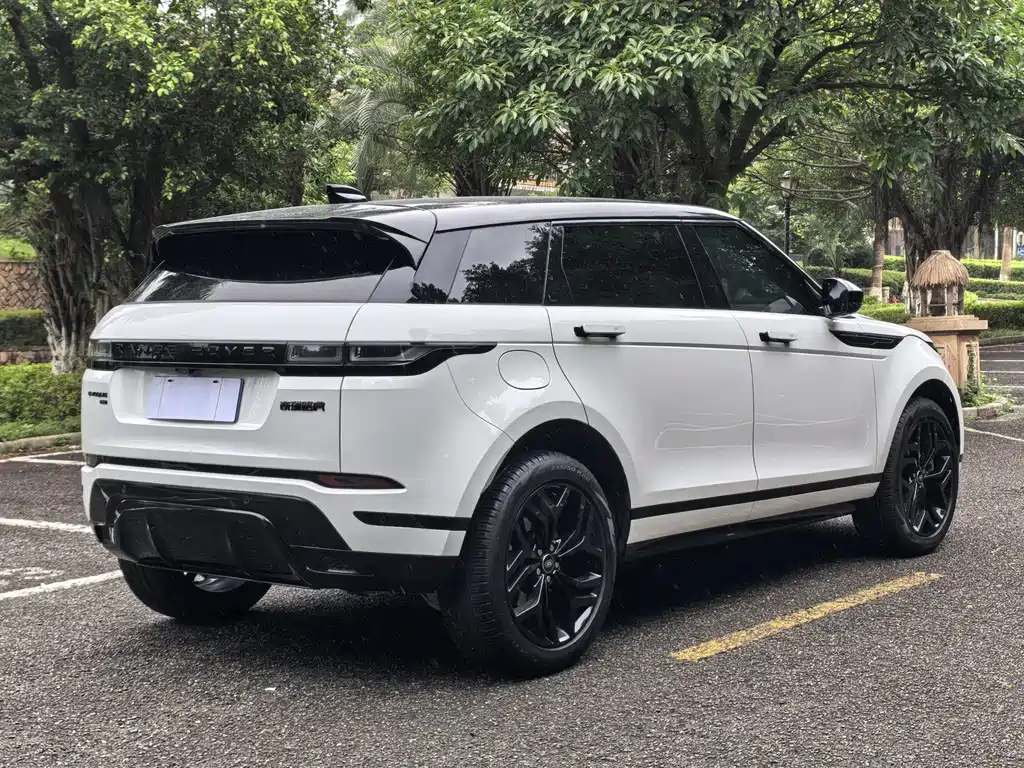 Land Rover Evoque 2023