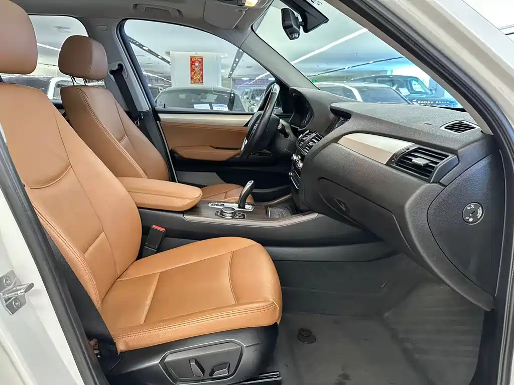 BMW X3 2015 — фото 12