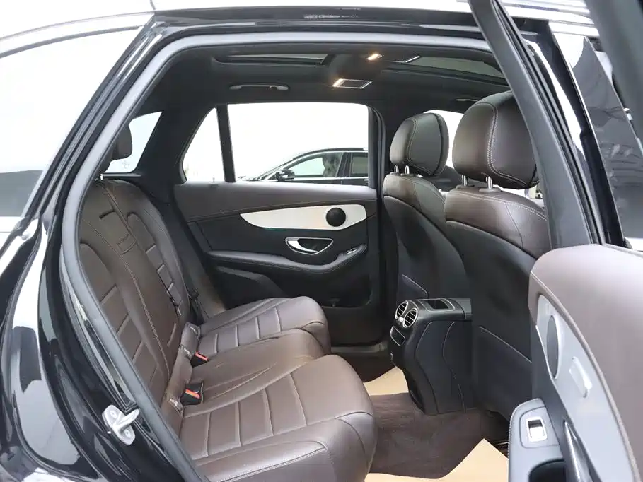 Mercedes-Benz GLC 2022 — фото 17