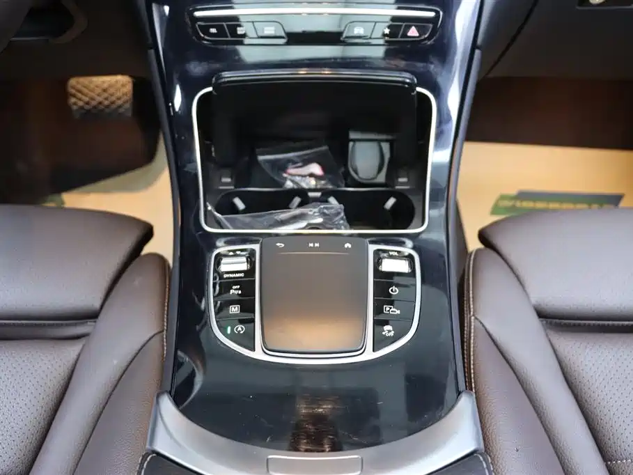 Mercedes-Benz GLC 2022 — фото 25