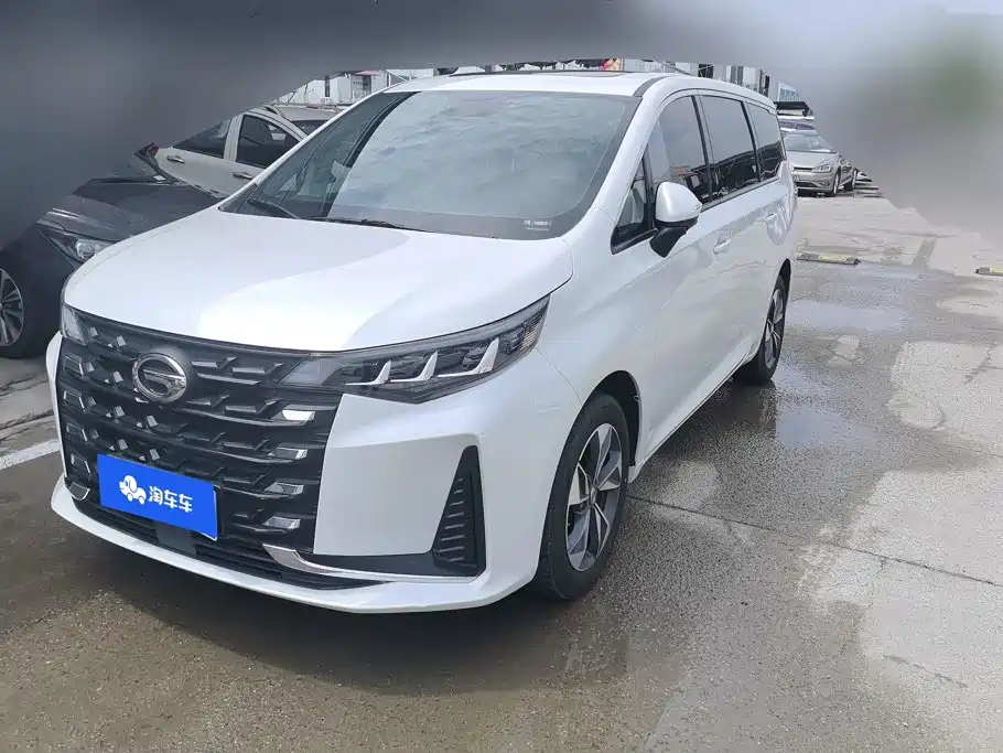 GAC Trumpchi M6 2023 — фото 1