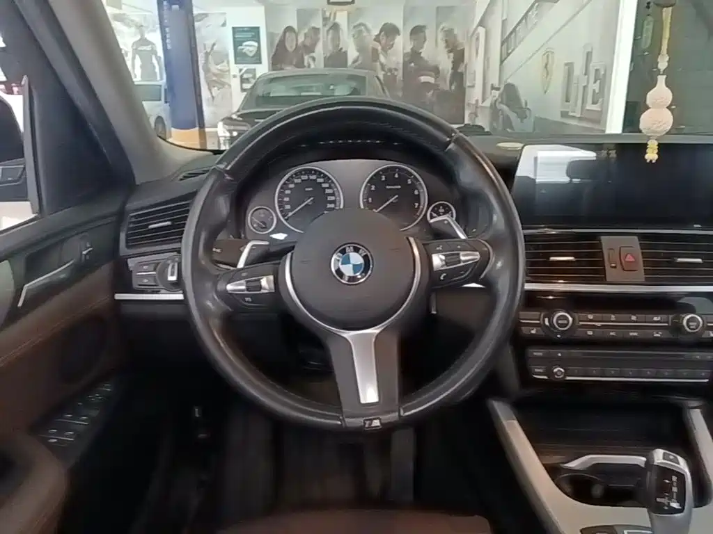 BMW X4 2018 — фото 11