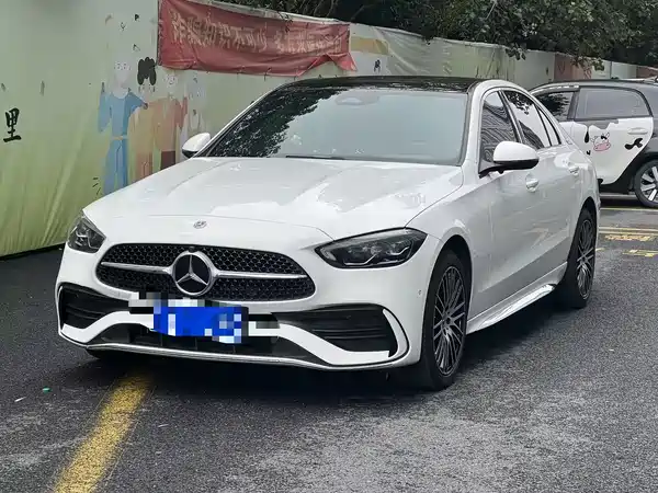 Mercedes-Benz C-Class 2024
