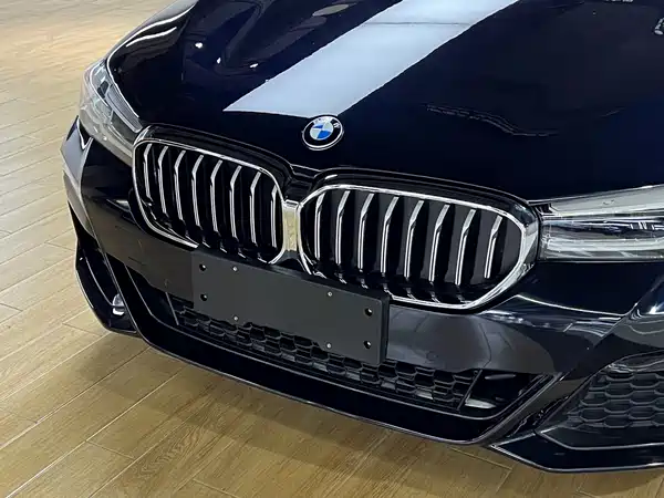 BMW 5 Series 2023