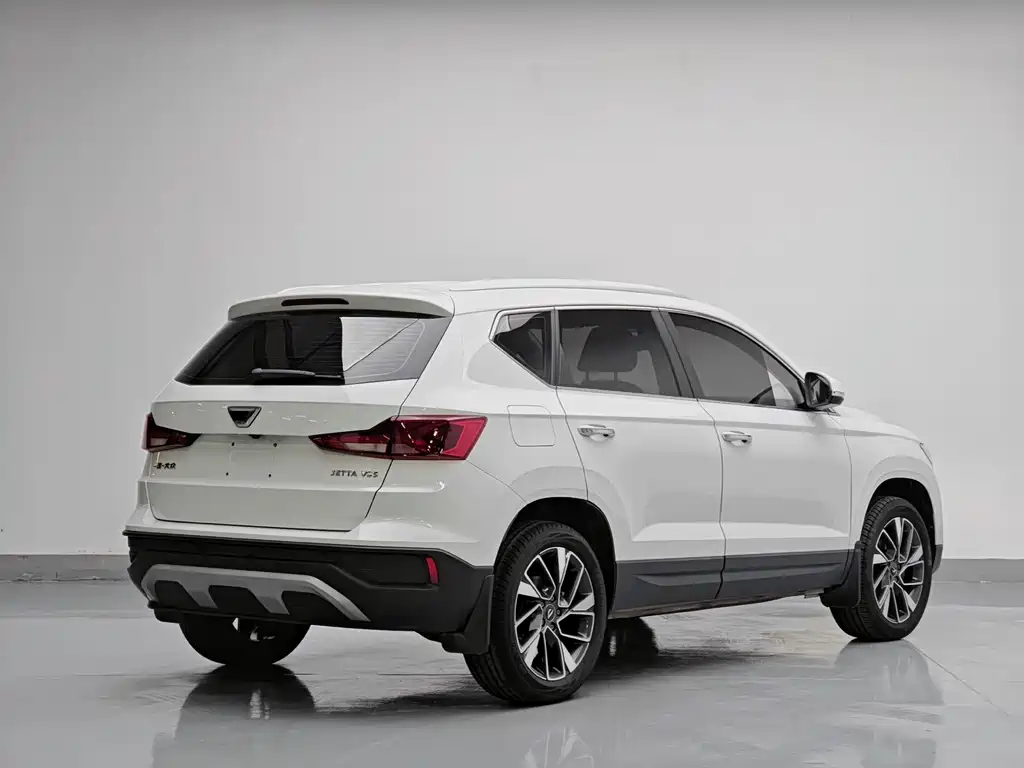 Jetta VS5 2022