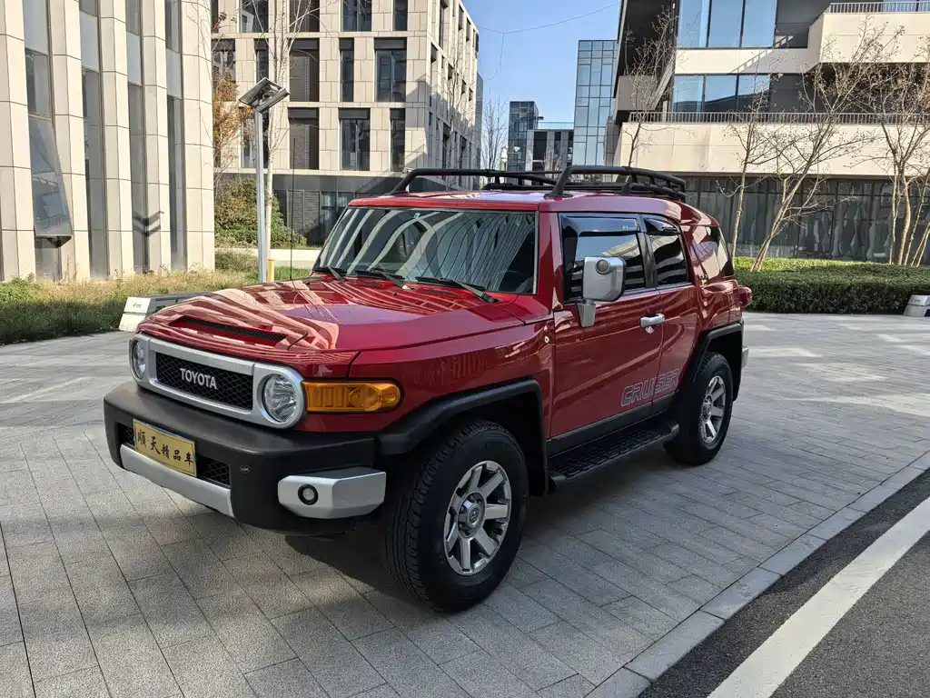 Toyota FJ Cruiser 2019 — фото 10
