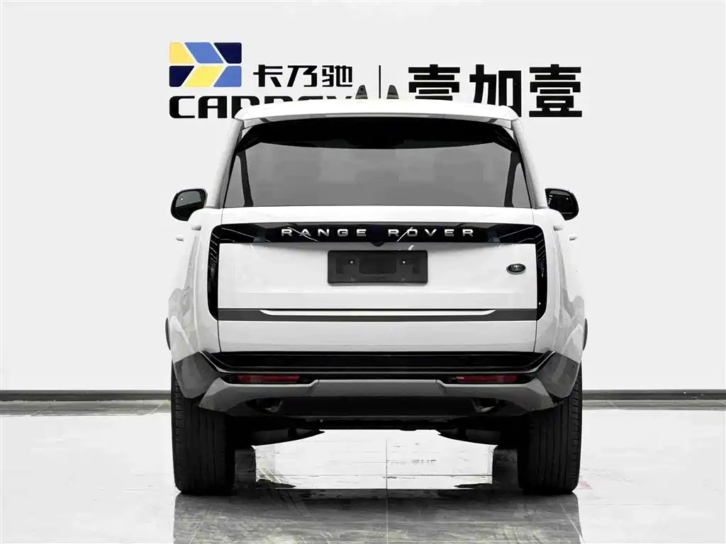 Land Rover Range Rover 2023 — фото 17