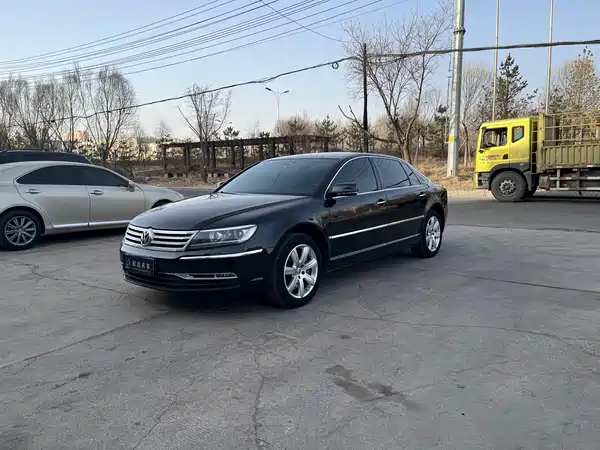 Volkswagen Phaeton 2012