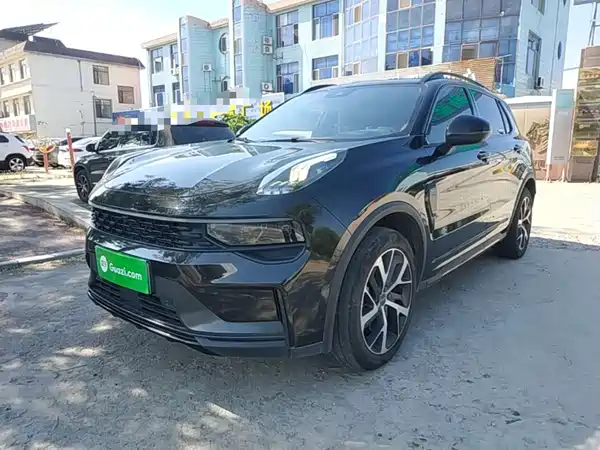 Lynk & Co 01 EM-P 2021