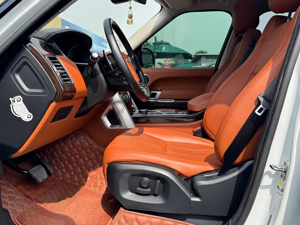Land Rover Range Rover 2018 — фото 13