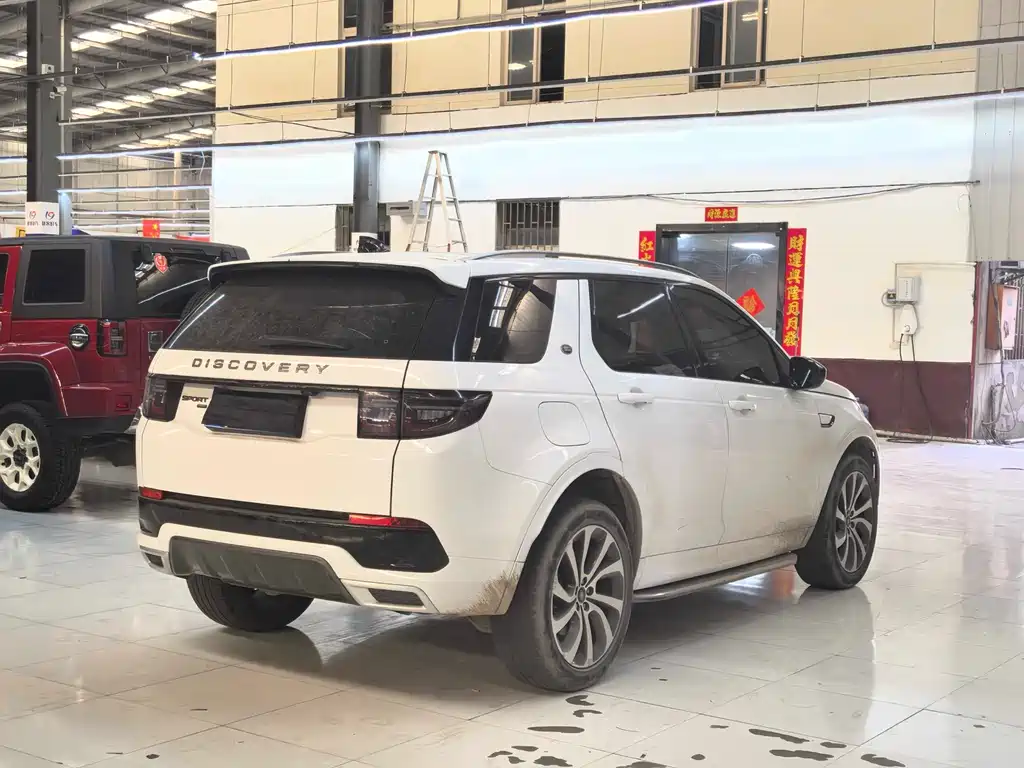 Land Rover Discovery Sport 2022 — фото 17