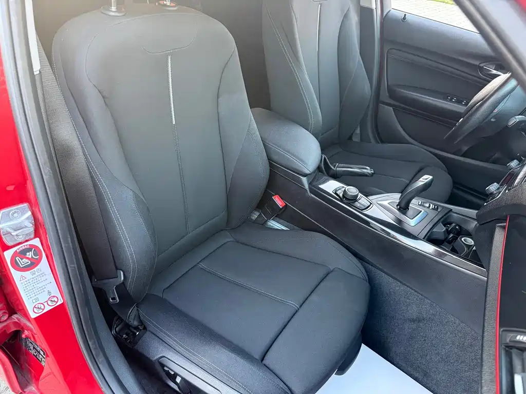 BMW 1 Series 2013 — фото 12
