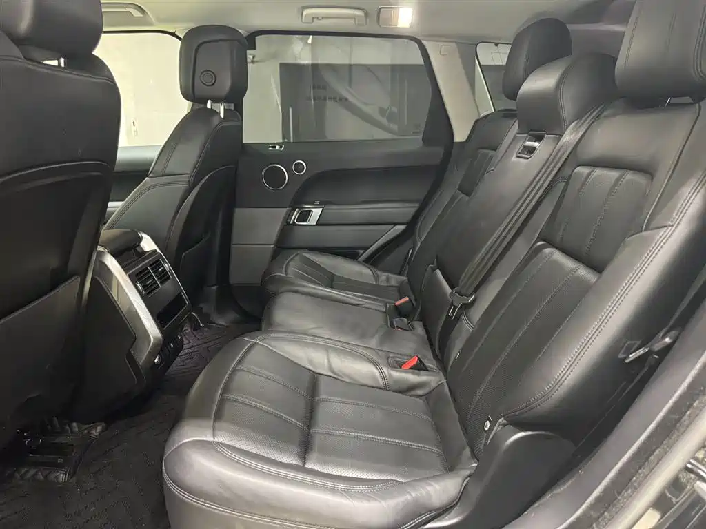 Land Rover Sport 2019 — фото 13
