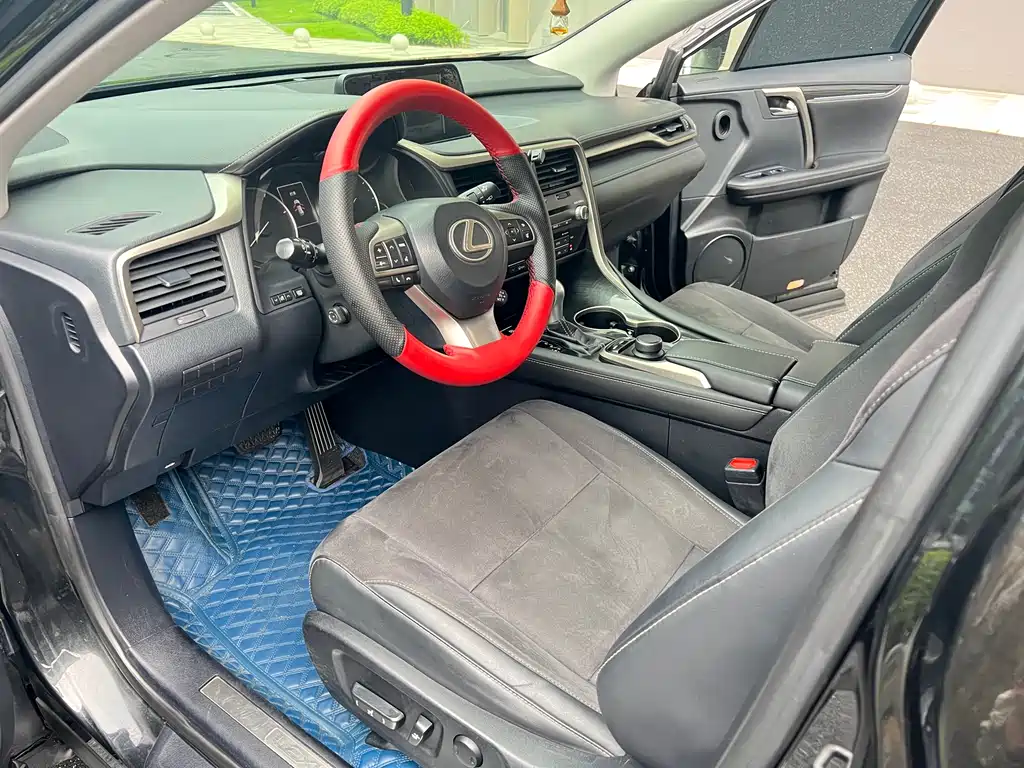 Lexus RX 2017 — фото 17