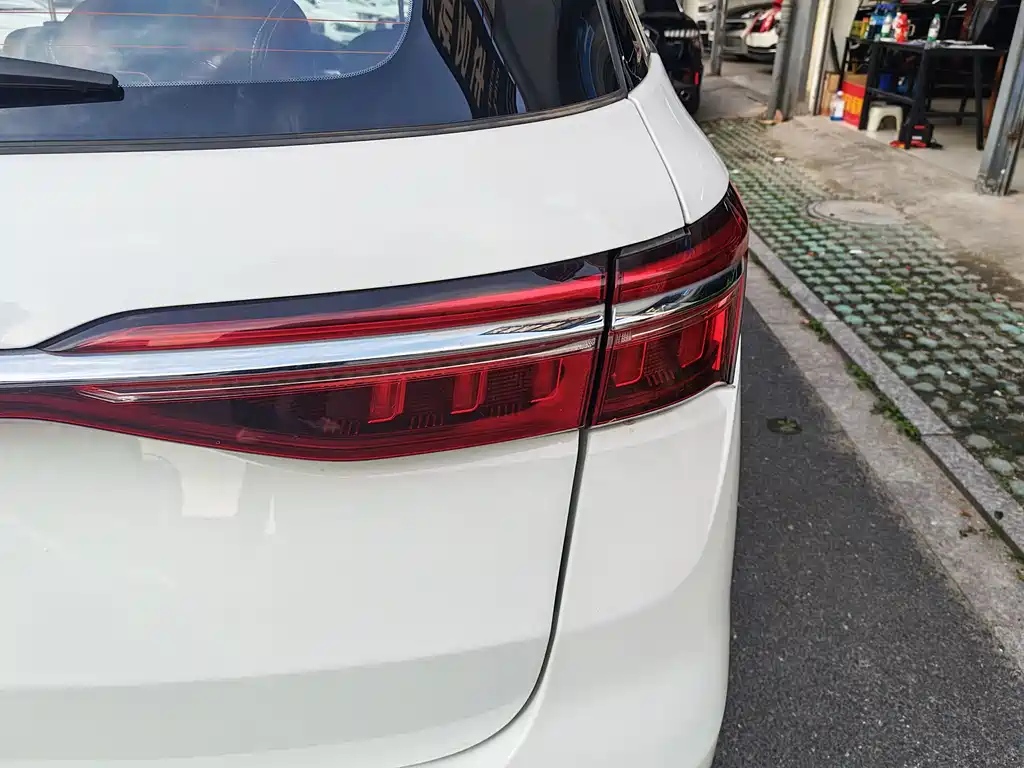 BYD MAX 2021 — фото 10