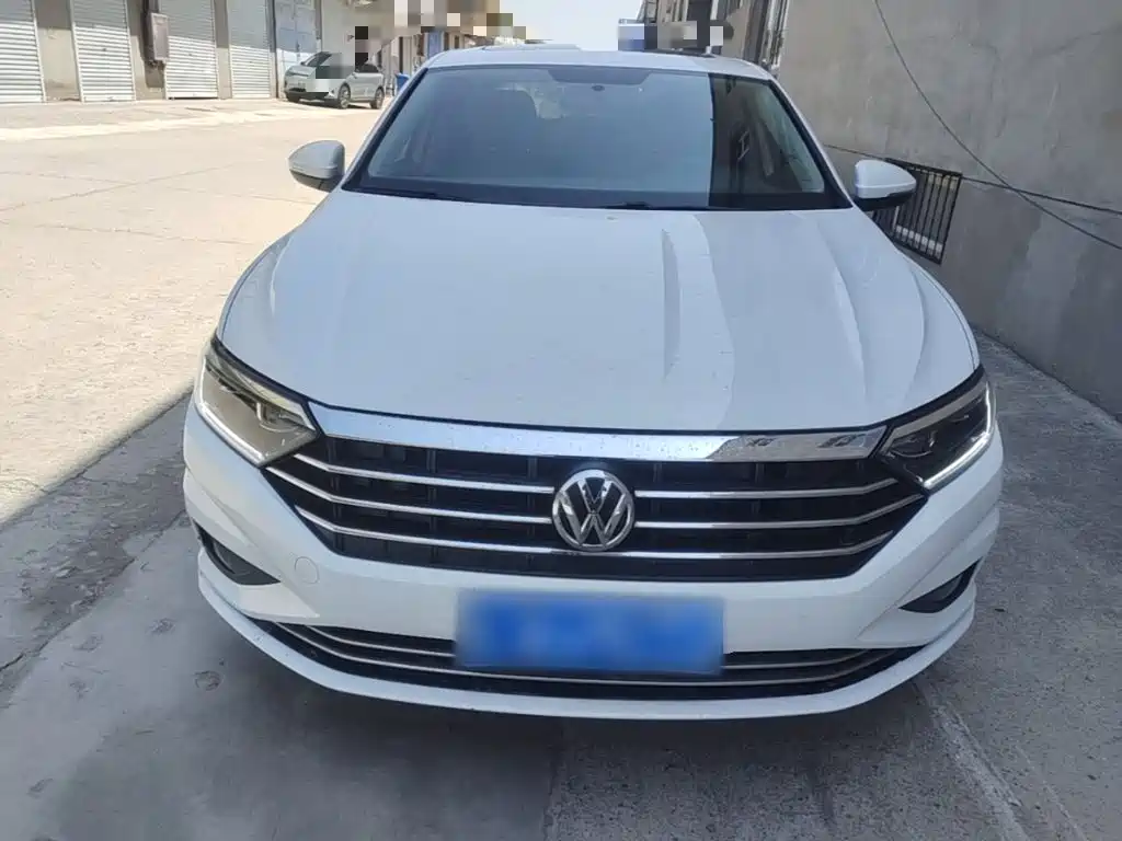 Volkswagen Sagitar 2020
