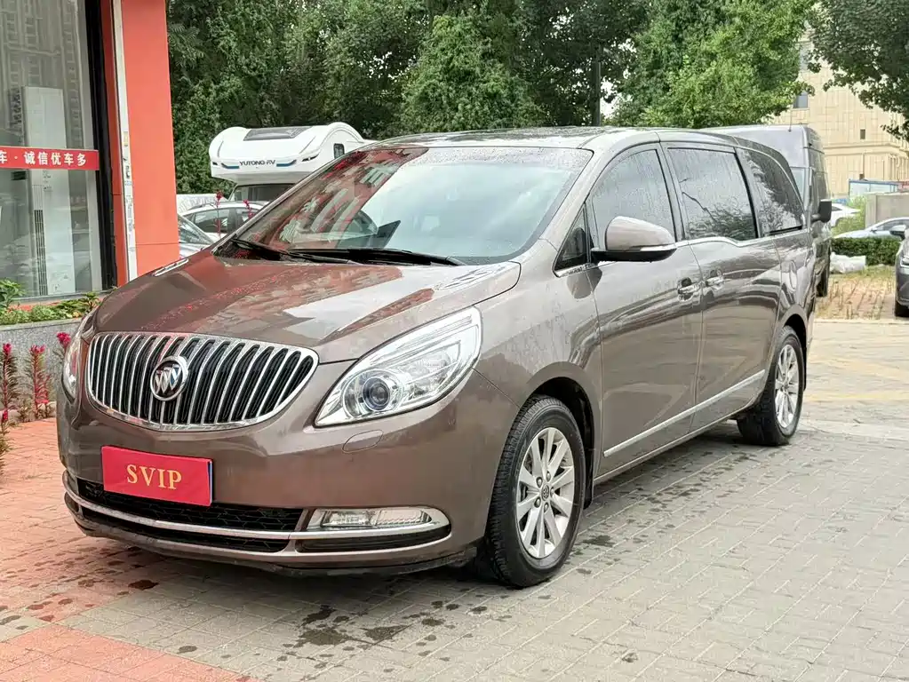 Buick GL8 2011