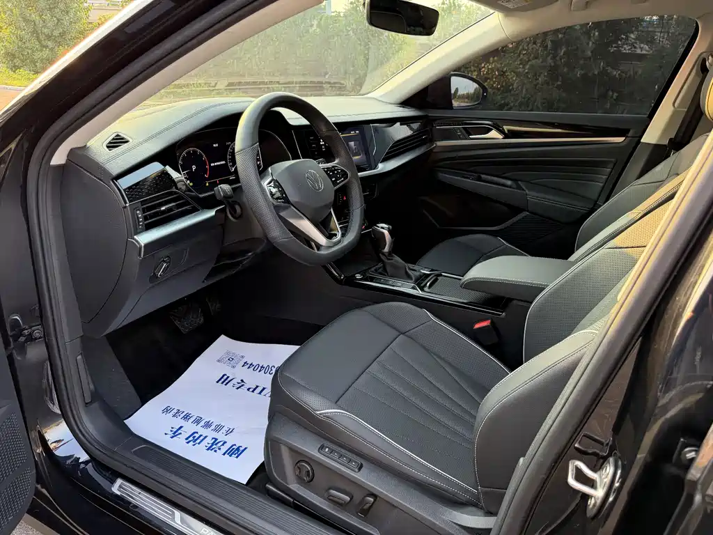 Volkswagen Passat 2023