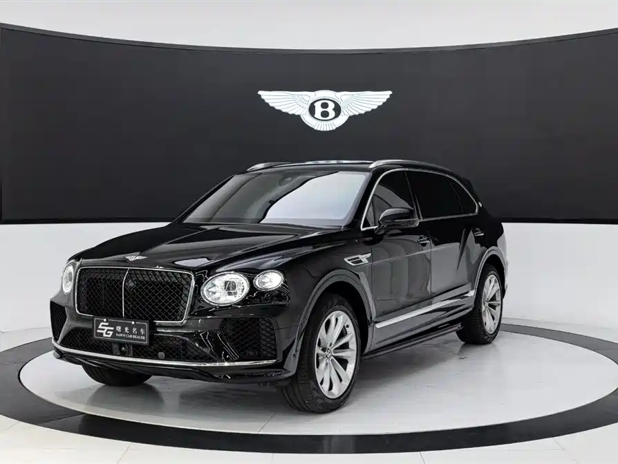 Bentley Bentayga 2025 — фото 1