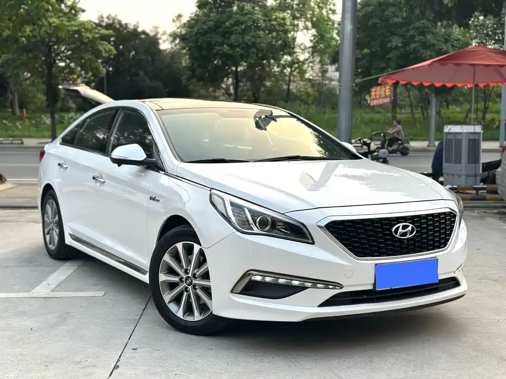 Hyundai Sonata 2015 — фото 2