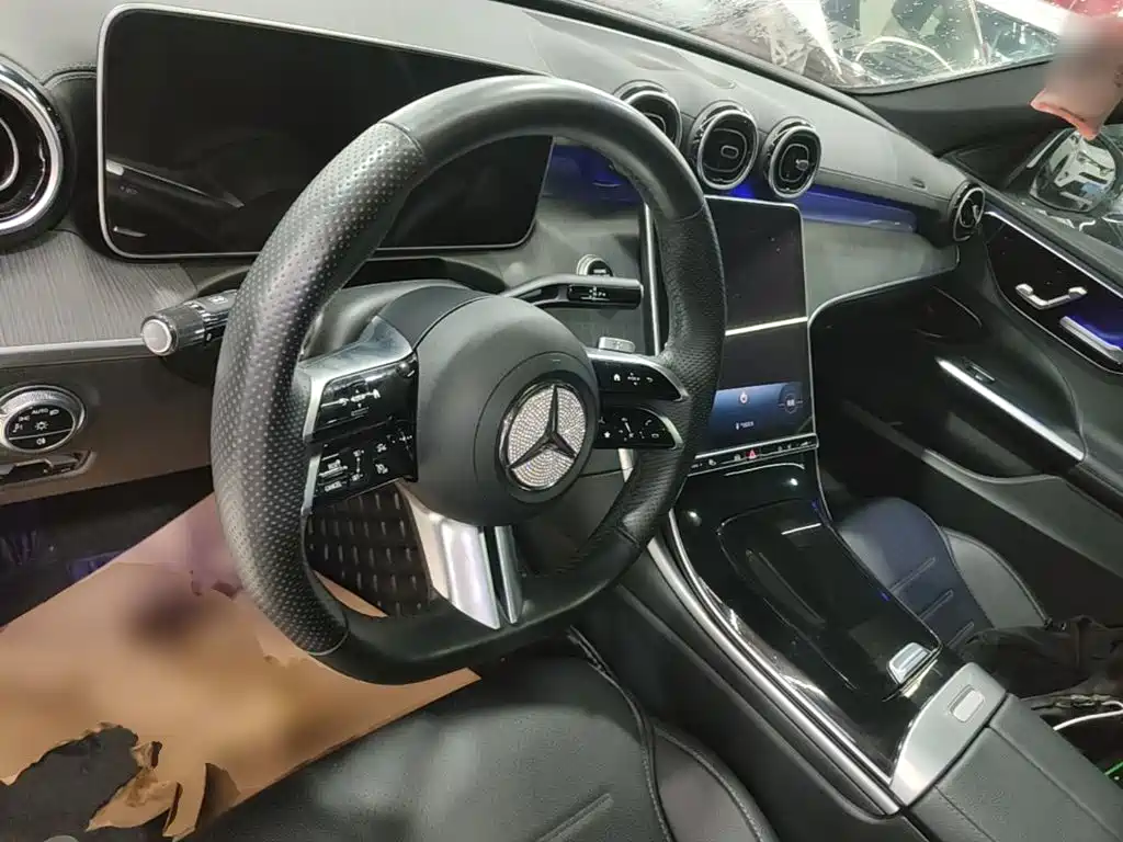 Mercedes-Benz C-Class 2023
