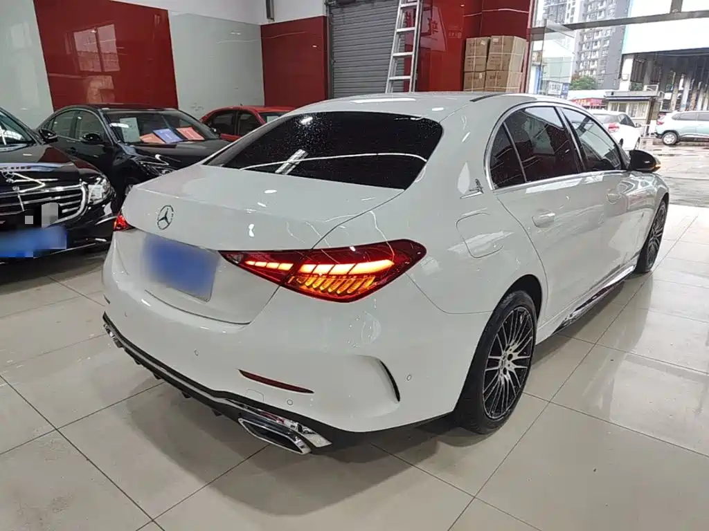 Mercedes-Benz C-Class 2023