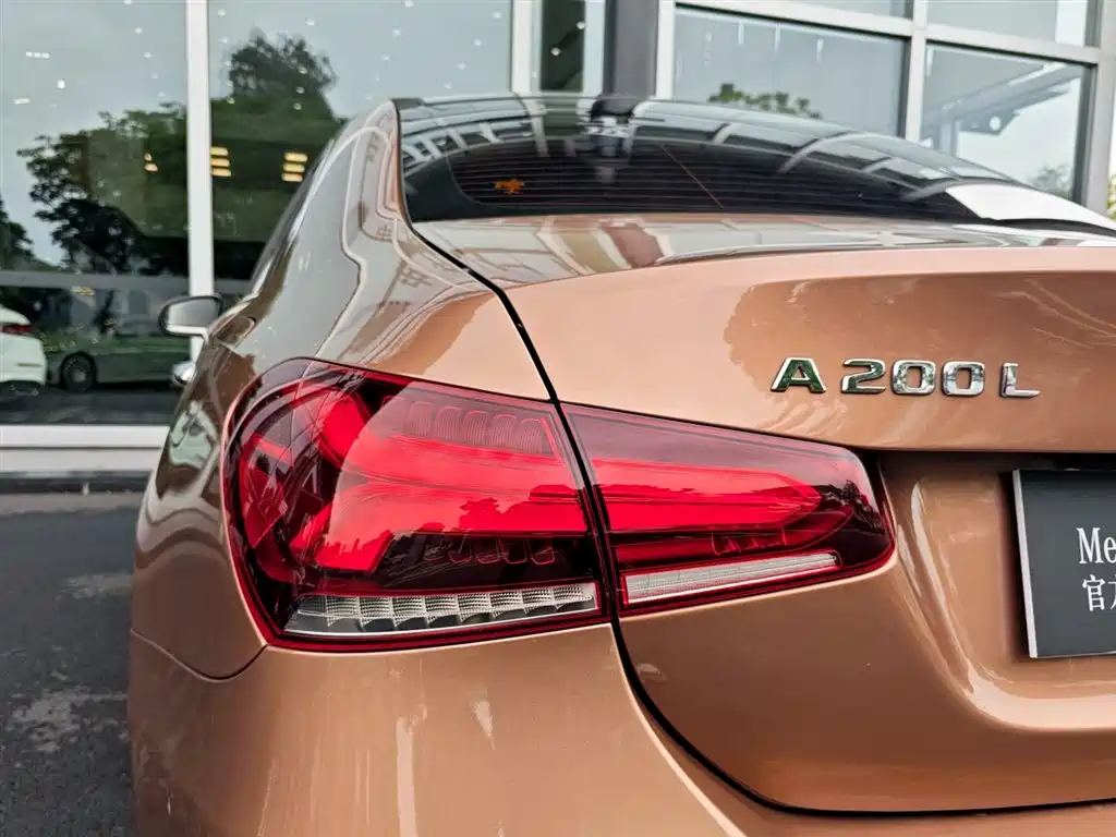 Mercedes-Benz A-Class 2021 — фото 7