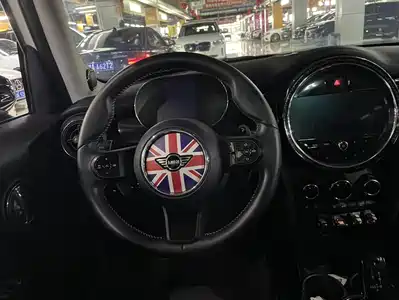 MINI MINI 2022