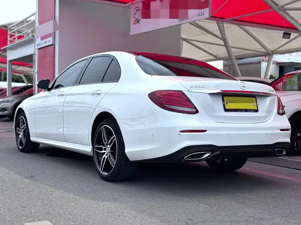 Mercedes-Benz E-Class 2017