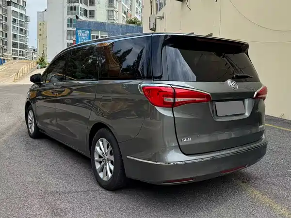 Buick GL8 2017